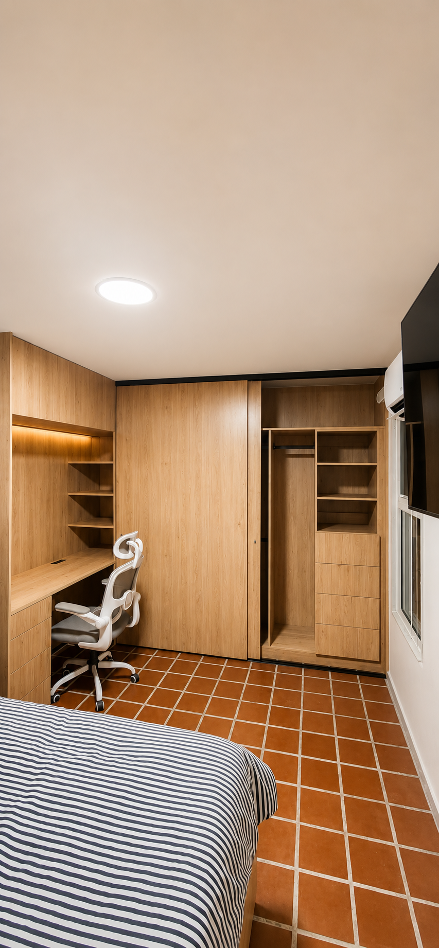 Closet con escritorio Lia Cucina